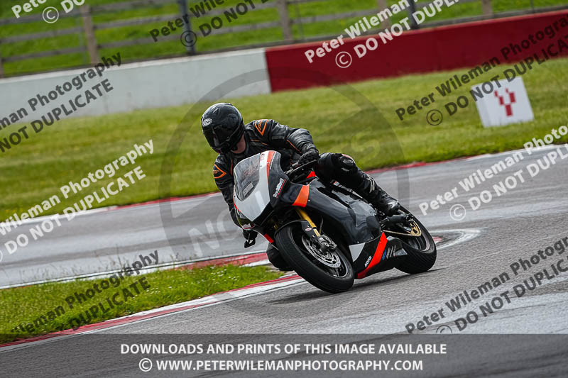 donington no limits trackday;donington park photographs;donington trackday photographs;estoril;event digital images;motorbikes;no limits;no limits trackdays;peter wileman photography;portugal;trackday;trackday digital images;trackday photos